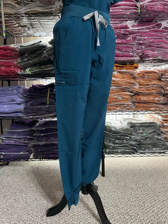 Basic Women Pants Regular fit